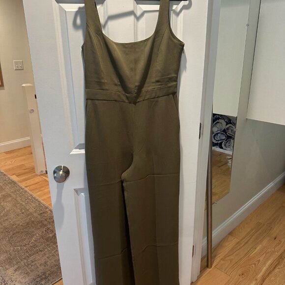 Club Monico, Crepe Square-Neck Jumpsuit, Olive Size 10 - Picture 4 of 7